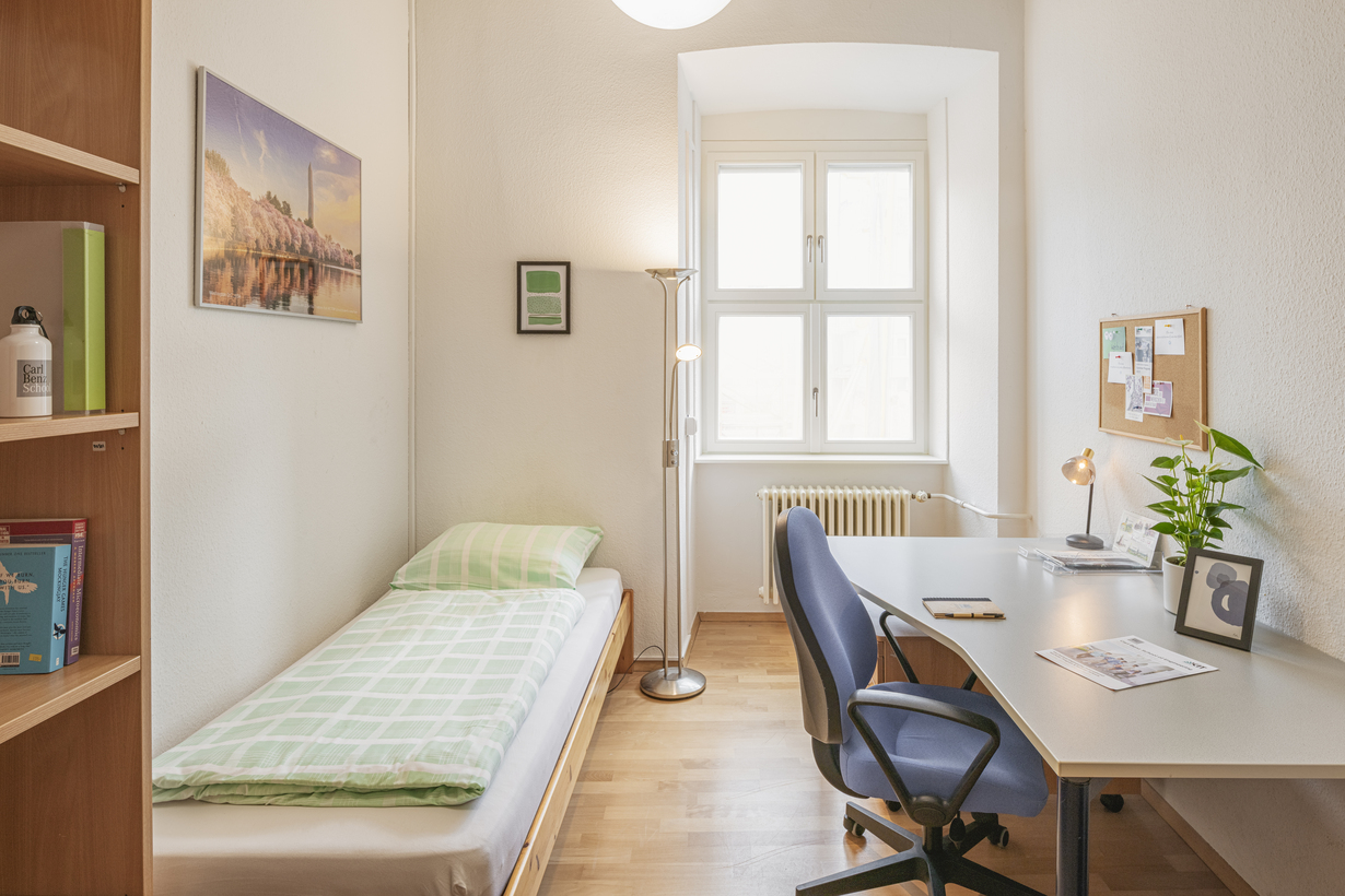 A bedroom at the International Department of the KIT